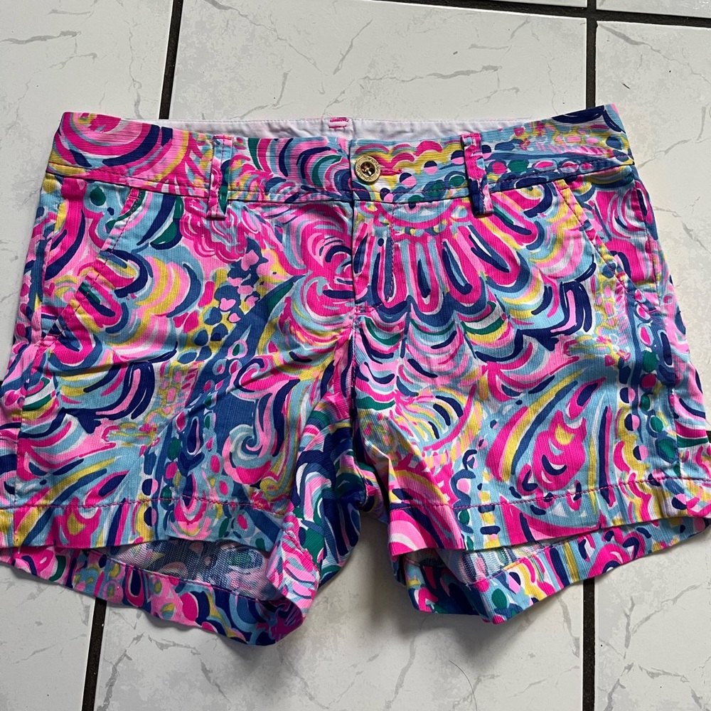 Lilly Pulitzer colorful low rise Callahan mini shorts